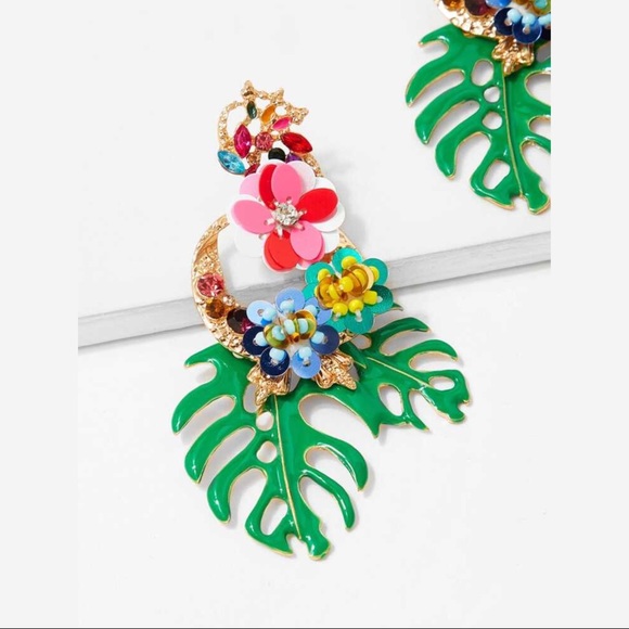 ZARA Gold & Multi Bright Tropical Floral Palm Leaf Dangle Statement Earrings - Picture 6 of 16
